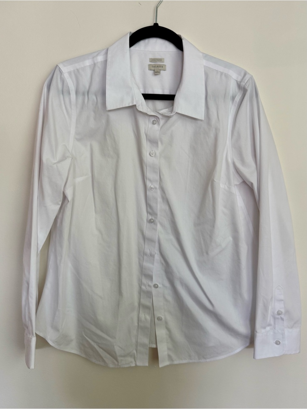 Talbots White Wrinkle Resistant Button Down Shirt Size L